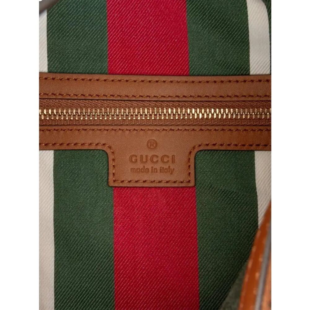 Gucci GG Emblem Supreme Canvas Shoulder Bag NWT - Picture 6 of 6